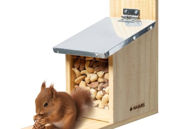 Navaris Squirrel Feeder for Outdoors - Pine Wood House with Metal Roof for Squirrels - Durable Feeding Station for The Garden